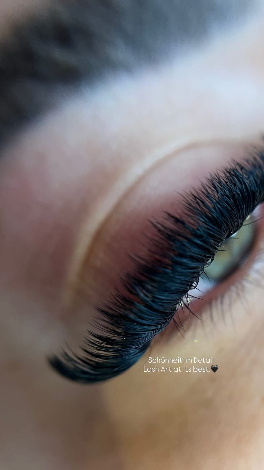 Mega Volume Detailaufnahme, Lash Art in Nahaufnahme